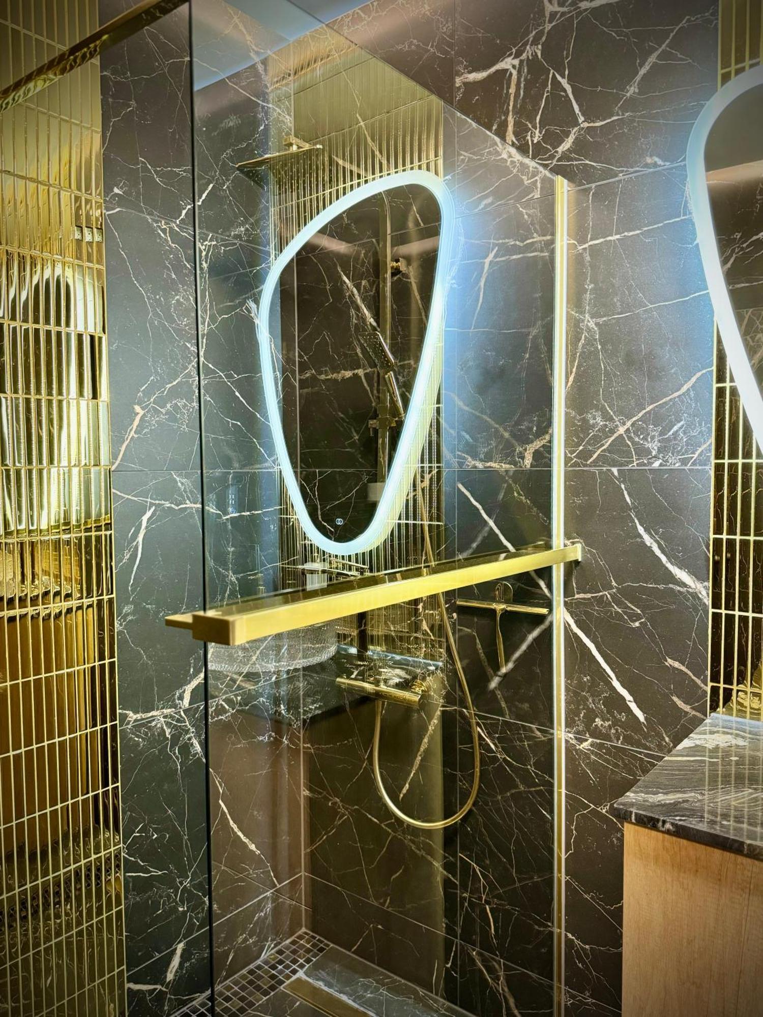 Golden Park Aparthotel Щецин Экстерьер фото